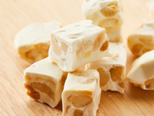 Torrone caseiro: sobremesa tradicional do Natal italiano derrete na boca e é muito fácil de fazer