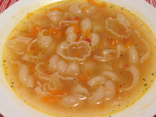 O truque de chef para calcular a quantidade exata de macarrão para fazer a sopa perfeita