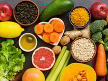 Qual é a melhor fruta para limpar o fígado? Essa dica é para quem quer compensar após a ressaca