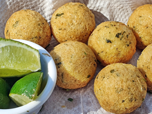 O petisco perfeito para qualquer ocasião: bolinho de tilápia na airfryer fica crocante por fora e macio por dentro
