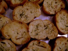 Pasta de alho para torradas