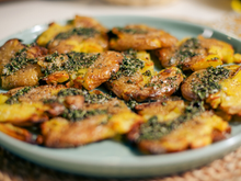 Essas batatas amassadas são tão saborosas que todo mundo que vem à nossa casa quer a receita (rápida e fácil de fazer)