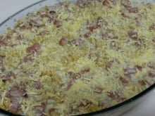 Ravioli com molho branco de calabresa