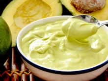 Mousse de abacate saudável com 3 ingredientes: fácil e rápido deixo pronto para aproveitar durante a semana