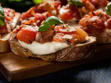 Bruschetta de tomate