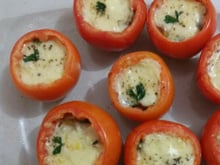 Tomate recheado à minha moda