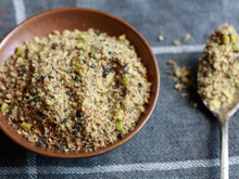 Dukkah: como fazer o condimento egípcio em casa para deixar suas refeições mais saborosas