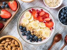 Pouca gente sabe: esse é o lanche nutritivo e saudável que vai fazer você dormir melhor