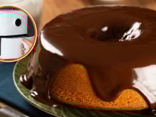 Bolo de cenoura na air fryer com calda de chocolate: minha tia me ensinou a temperatura e o tempo exatos para ficar perfeito!