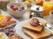 Nunca coma esses alimentos no café da manhã: cardiologista explica motivos para deixar essas comidas de fora da refeição