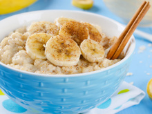 Mingau é a receita dos sonhos: aquece no frio, ajuda a emagrecer e faz bem ao intestino
