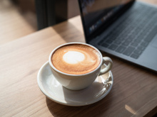 Este é o momento exato em que beber café pode prolongar sua vida, de acordo com a ciência