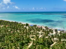 Mais bonito que o Caribe: destino brasileiro é um paraíso de mar cristalino e piscinas naturais de tirar o fôlego