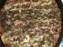 Massa de pizza alta e fofa