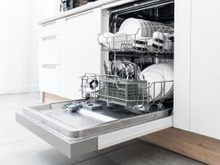 Lava-louça: 4 modelos para tornar a sua cozinha mais moderna