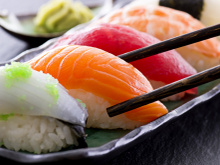 Como comer sushi corretamente: confira