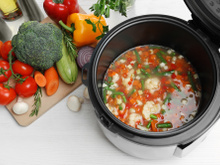 Panela elétrica de arroz: descubra como preparar outras receitas