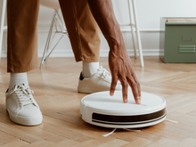 Casa limpa por mais tempo: aproveite 48% de desconto e dê adeus para a sua vassoura velha