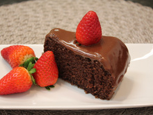 Bolo de morangos e chocolate light