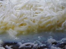 Bolo ou cuscuz de tapioca (ou bolo cru de tapioca)