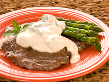 Escalope com molho de aspargos