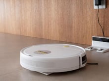 3 em 1 e pela metade do preço! Aspirador de pó robô Kärcher está com 43% de desconto no 8.8 da Amazon