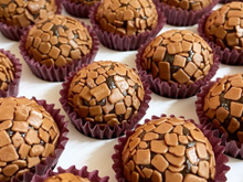 Aprendi essa receita de brigadeiro gourmet com uma doceira profissional e agora só faço assim!