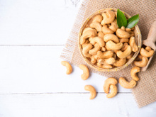 Quais os benefícios da castanha-de-caju se comer diariamente na quantidade ideal? Veja como consumir!