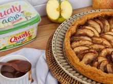 Torta de maçã com caramelo salgado