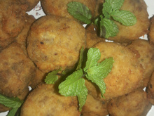 Bolinho de carne empanado