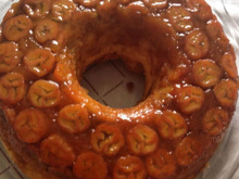Bolo de banana caramelada