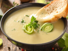 Sopa creme de alho poró