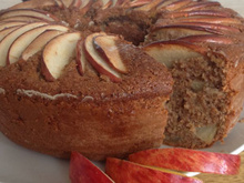 Bolo de maçã integral com aveia: confira a receita