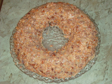 Bolo de milho com queijo e amendoim