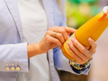 3 coisas que você não deve comer após a data de validade