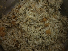 Frango desfiado na panela de pressão