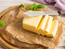 Fiz manteiga do zero com só um ingrediente sem batedeira e sem liquidificador e a família inteira viciou