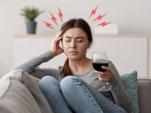 Por que o vinho tinto pode causar dor de cabeça? A ciência tem a resposta, após anos estudando a bebida