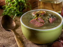 Sopa rápida, cremosa e deliciosa: aprendi como fazer caldo verde com uma cozinheira fantástica e faço sempre que o frio chega
