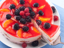 Torta espelhada de frutas: como fazer essa receita incrível