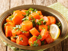 Pare de cozinhar na água: o truque para preparar a cenoura que potencializa o betacaroteno