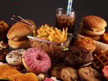 5 alimentos que você deve evitar durante o inverno (e nenhum deles é sorvete!)