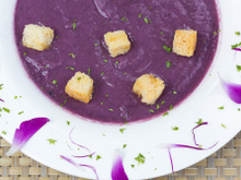 Sopa de batata-doce roxa: linda e deliciosa