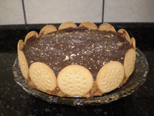 Torta de bolacha com amendoim