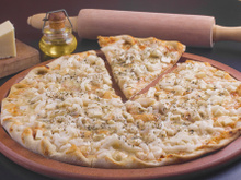 Pizza de frango com catupiri: receita deliciosa