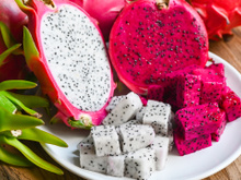 Qual a melhor cor de pitaya? Veja opinião de especialistas sobre a fruta ideal para controlar o açúcar no sangue e reduzir o colesterol