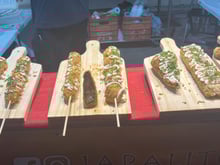 A Feira do Podrão vale a pena? TudoGostoso foi conferir de perto o evento de comida de rua. Descubra o que rolou!