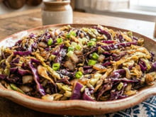 O repolho refogado fica muito mais gostoso quando é feito desse jeito: não precisa de sal, só um ingrediente simples