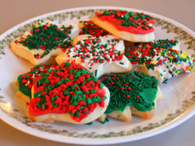 Minha colega de trabalho me ensinou essa receita de biscoito de Natal que fica uma delícia: quase comi tudo no mesmo dia