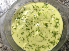 Mousse de abacate com limão